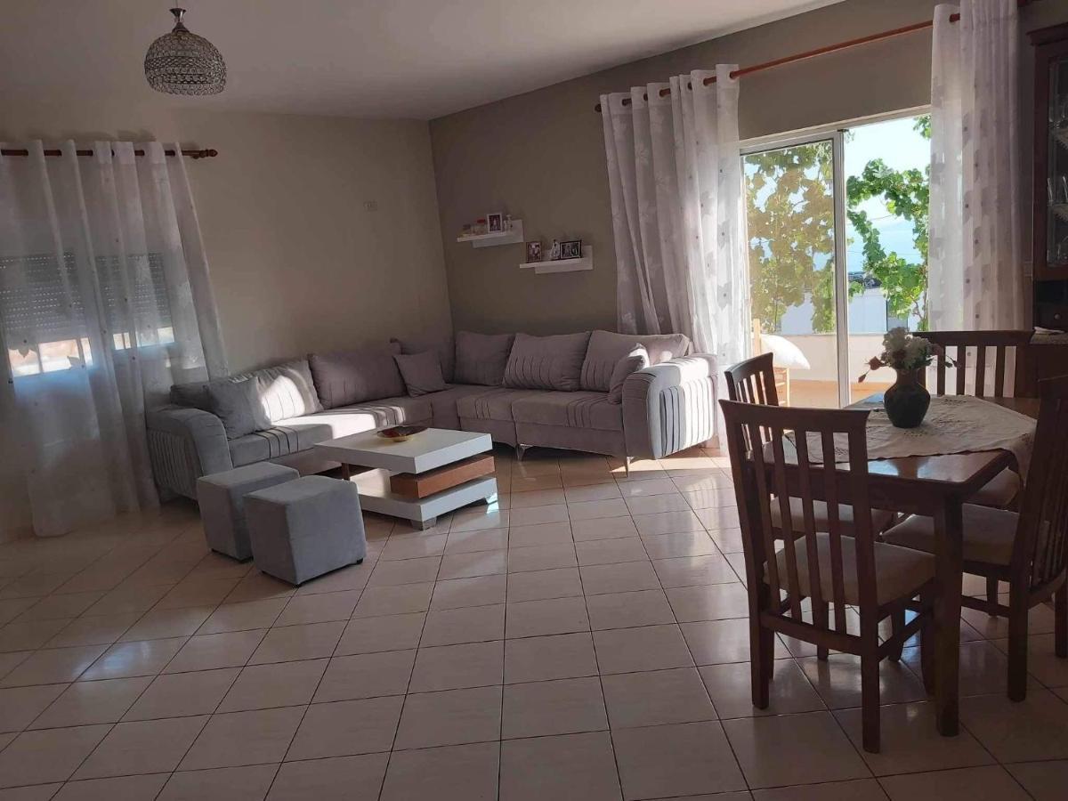 White Panorama Apartment Sarandë 外观 照片