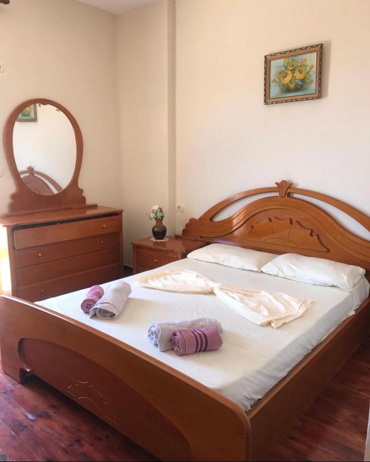 White Panorama Apartment Sarandë 外观 照片
