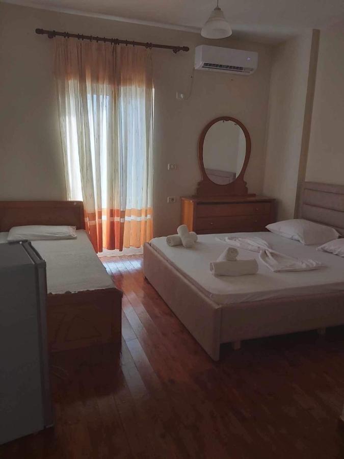 White Panorama Apartment Sarandë 外观 照片